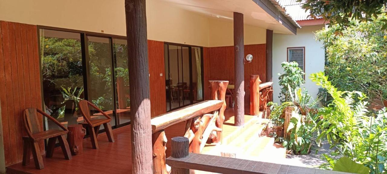 Baan Suan Villas Resort Ban Suan  Exterior foto